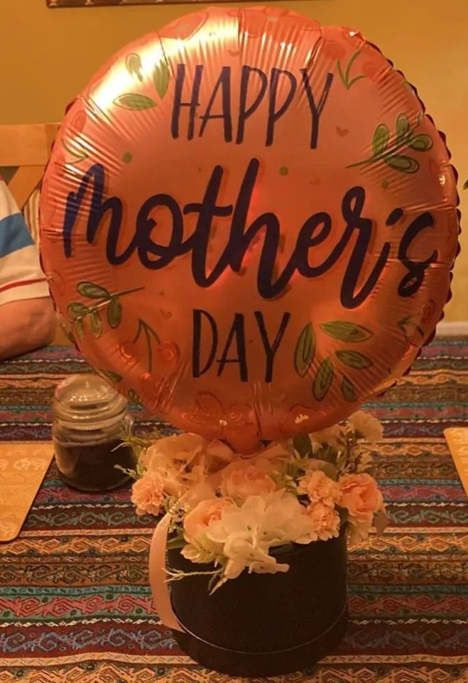 Mothers Day Hatbox with Foil and Florals 